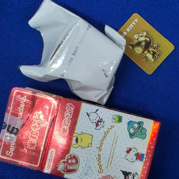 [BUNJANG] Sanrio Hello Kitty Rice Grain Figure (Secret) / 산리오 쌀알피규어 헬로키티