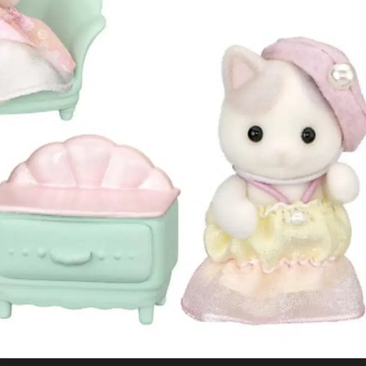 [BUNJANG] Sylvanian Families Baby Furniture Collection Yumairo Mermaid Latte Cat / 실바니안패밀리 아카짱 가구 컬렉션 유메이로 머메이드 라떼고양이