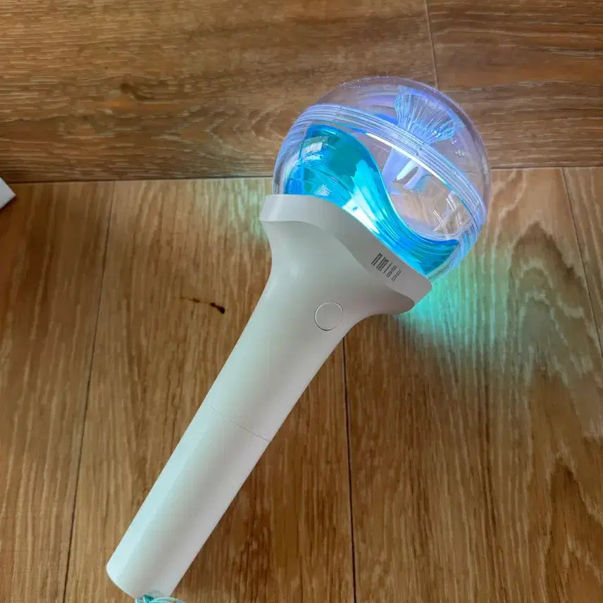 [BUNJANG] NMIXX Official Lightstick (Mixstick) / NMIXX 응원봉 믹스틱 판매