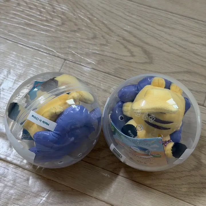 [BUNJANG] Pokemon Slow Vacation Tube Mascot Pikachu Figure / 느긋느긋 바캉스 튜브마스코트 피카츄