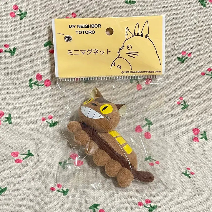 [BUNJANG] My Neighbor Totoro Nekobasu (Catbus) Refrigerator Magnet Plush / 이웃집토토로 네코버스 고양이버스 냉장고자석 인형자석