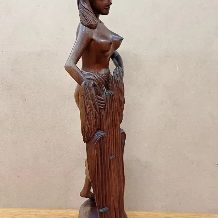 [BUNJANG] Wooden Sculpture of a Village Woman / 어촌마을 여인 목조각 작품