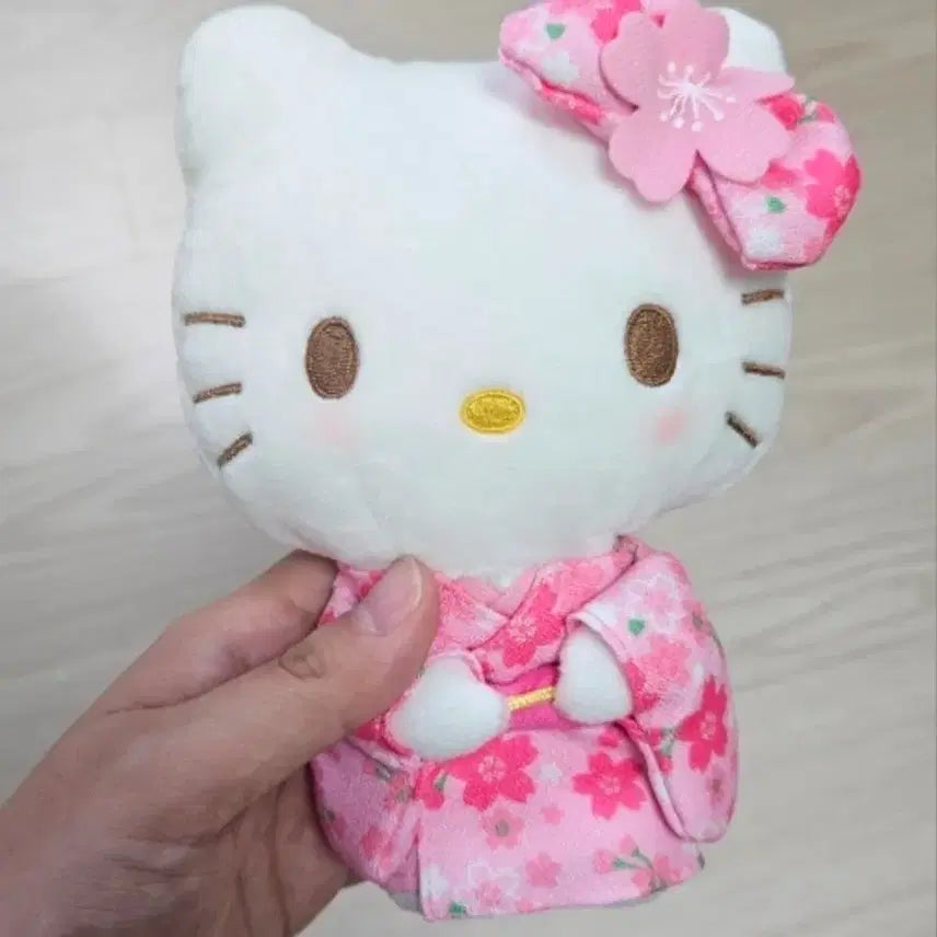 [BUNJANG] Hello Kitty Shopping Basket Plush Keyring / 헬로키티 장바구니 인형키링