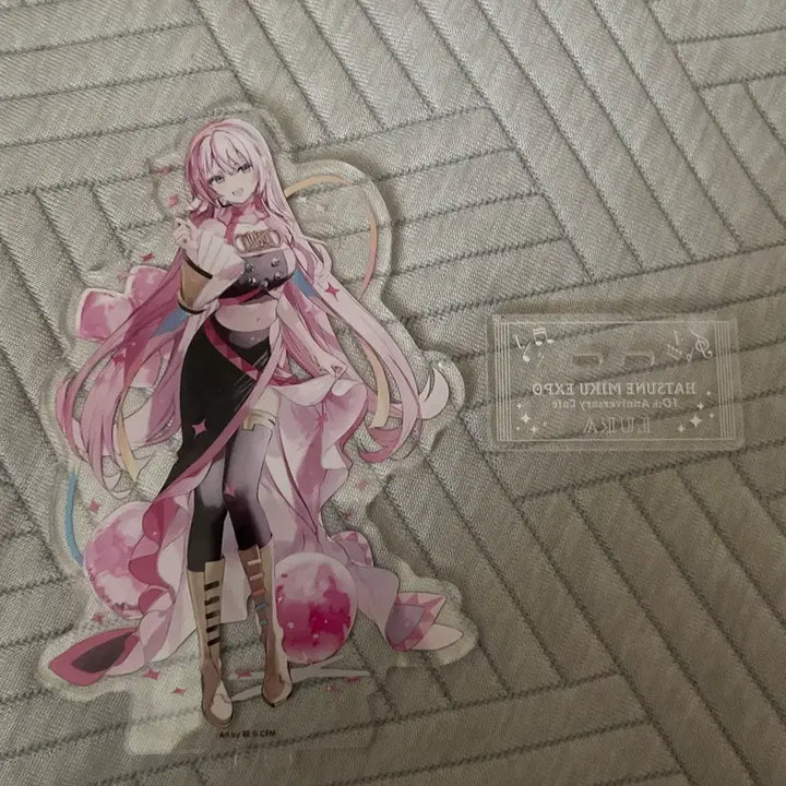 [BUNJANG] Hatsune Miku Expo 10th Anniversary Cafe Megurine Luka Acrylic Figure / 하츠네 미쿠 엑스포 10주년 카페 아크릴 메구리네 루카 아크릴 피규어 판매합니다!