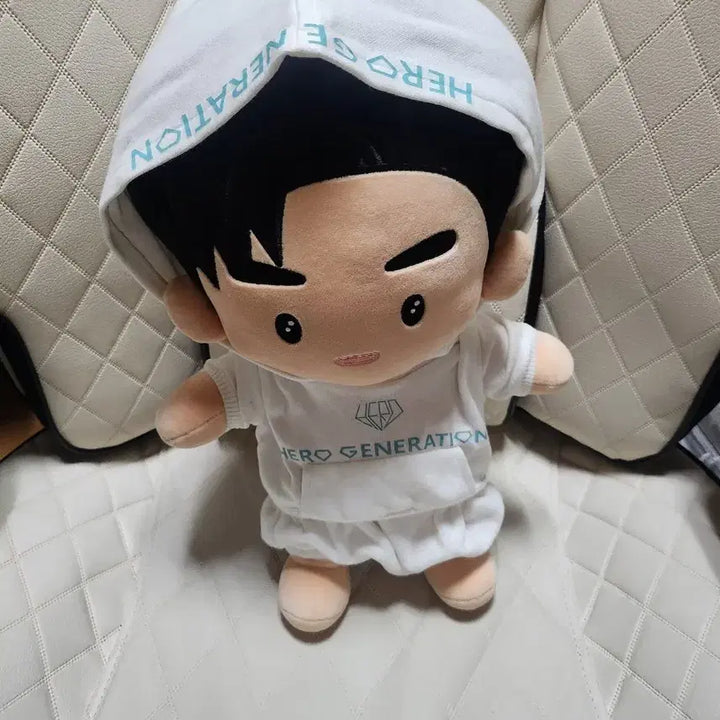 [BUNJANG] Im Young Woong 40cm Plush Doll / 임영웅 인형 팝니다.
