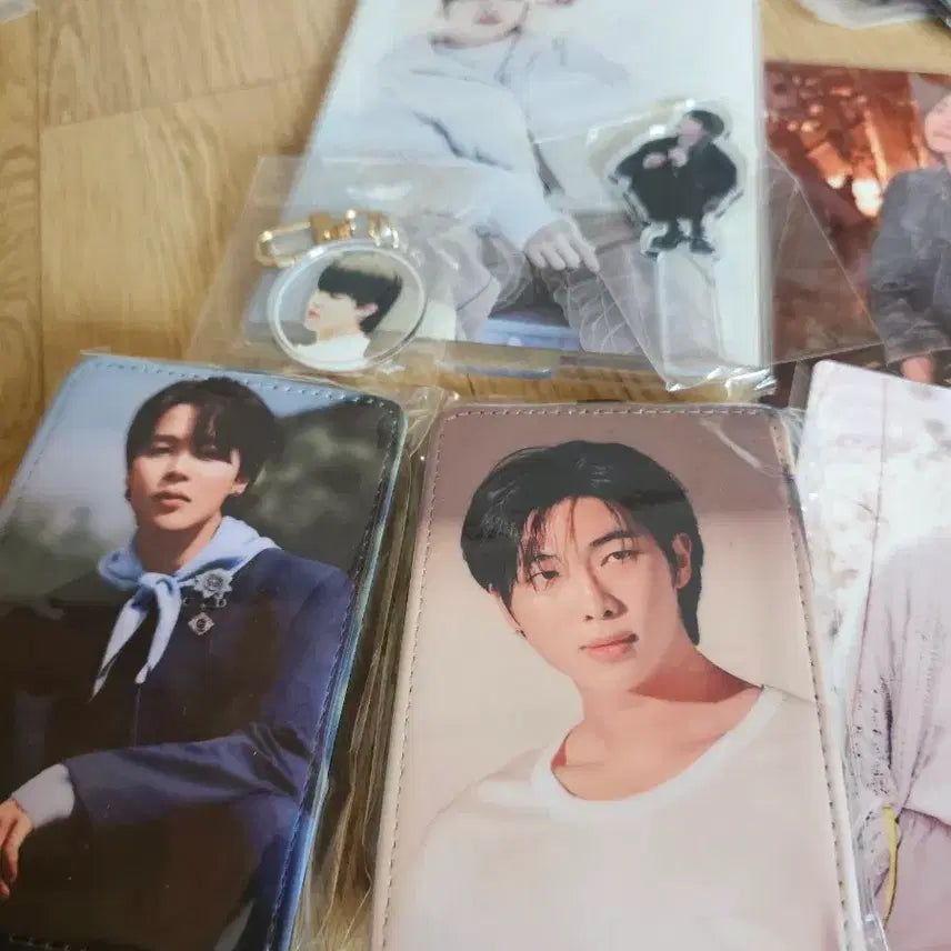 [BUNJANG] BTS Unofficial Goods Bundle Set / 방탄소년단 비공굿 일괄(카드지갑 아크릴액자 메탈액자 들)