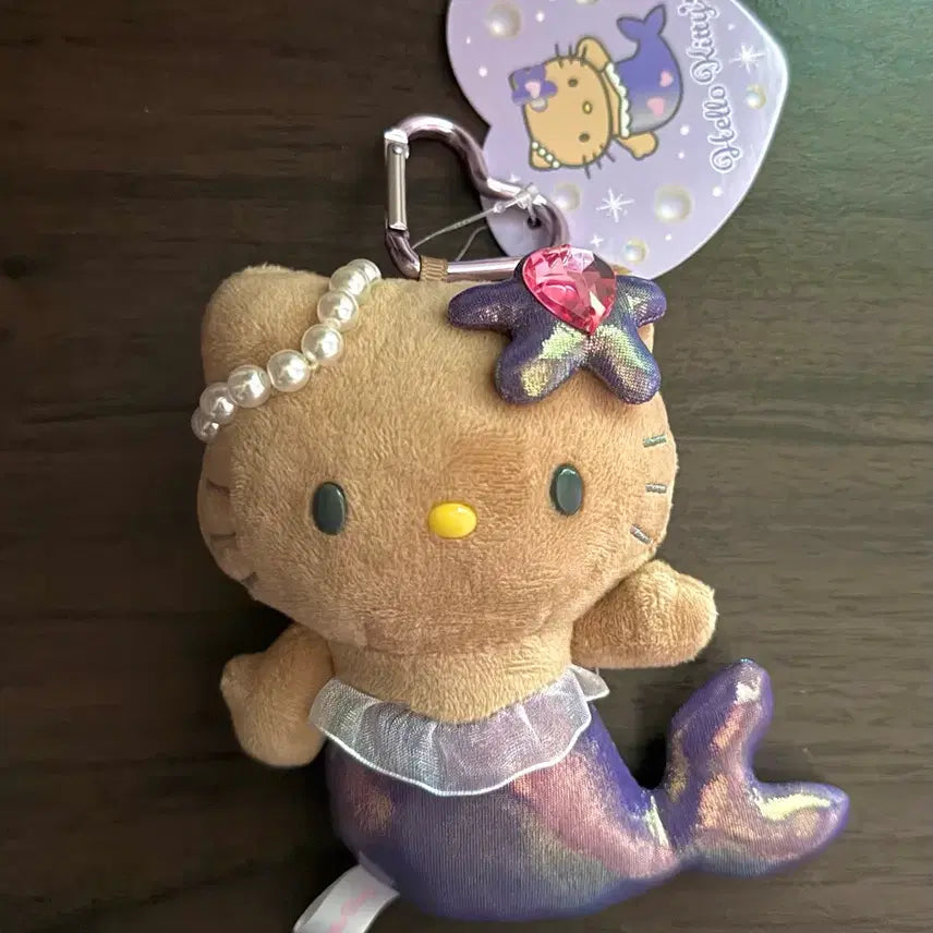 [BUNJANG] Hello Kitty Mermaid Tanning Mascot Charm / 머메이드 태닝 인어 키티 마스코트