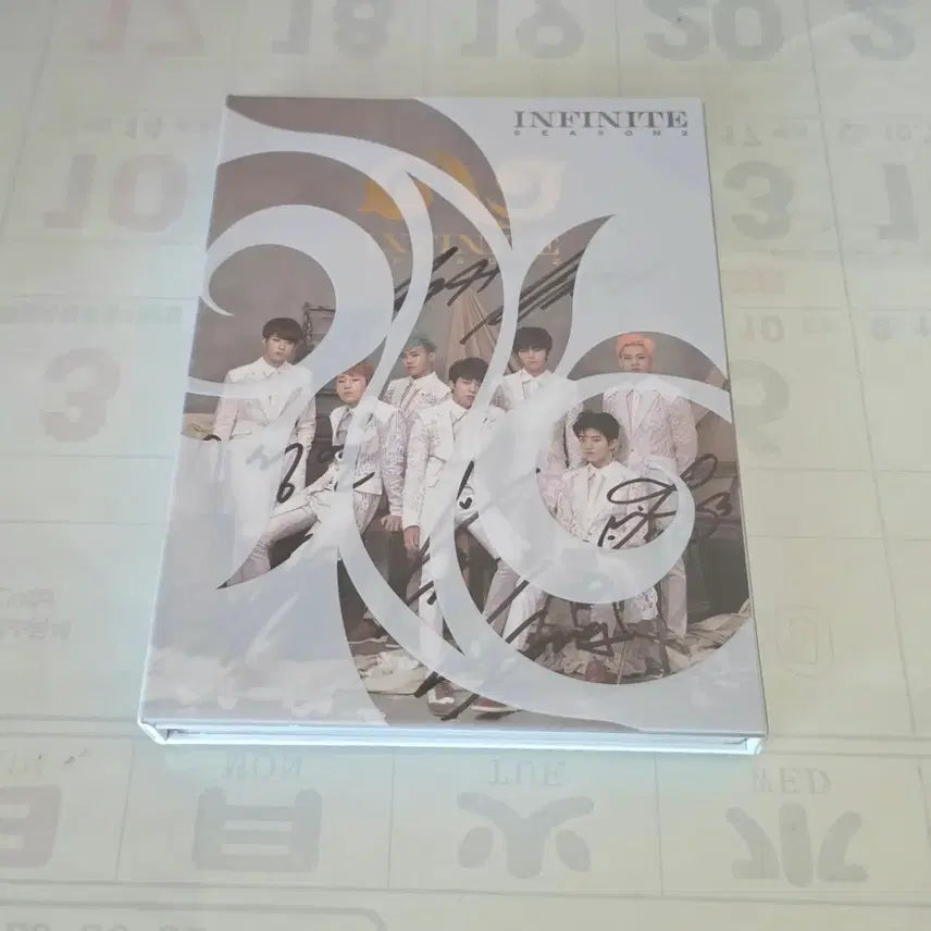 [BUNJANG] INFINITE Last Romeo SEASON2 Autographed Non-Sale Album / 인피니트 라스트로미오 라로 SEASON2 친필 싸인 비매 앨범 양도 판매