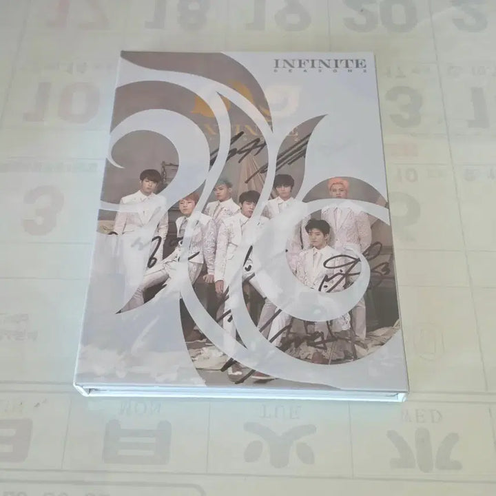 [BUNJANG] INFINITE Last Romeo SEASON2 Autographed Non-Sale Album / 인피니트 라스트로미오 라로 SEASON2 친필 싸인 비매 앨범 양도 판매