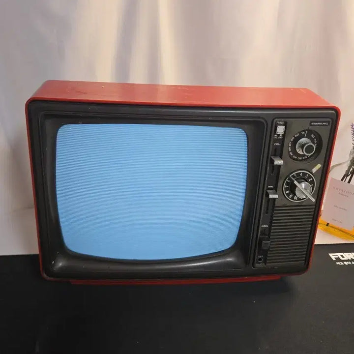 [BUNJANG] Samsung Vintage CRT TV 100V Model 3157 / 삼성 빈티지 브라운관 TV 레트로 TV 감성 희귀 수집품