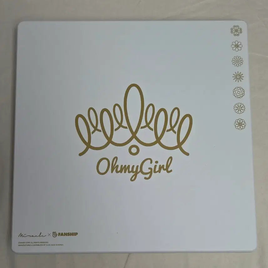 [BUNJANG] Oh My Girl Mini Table / 오마이걸 OhmyGirl 미니 식탁