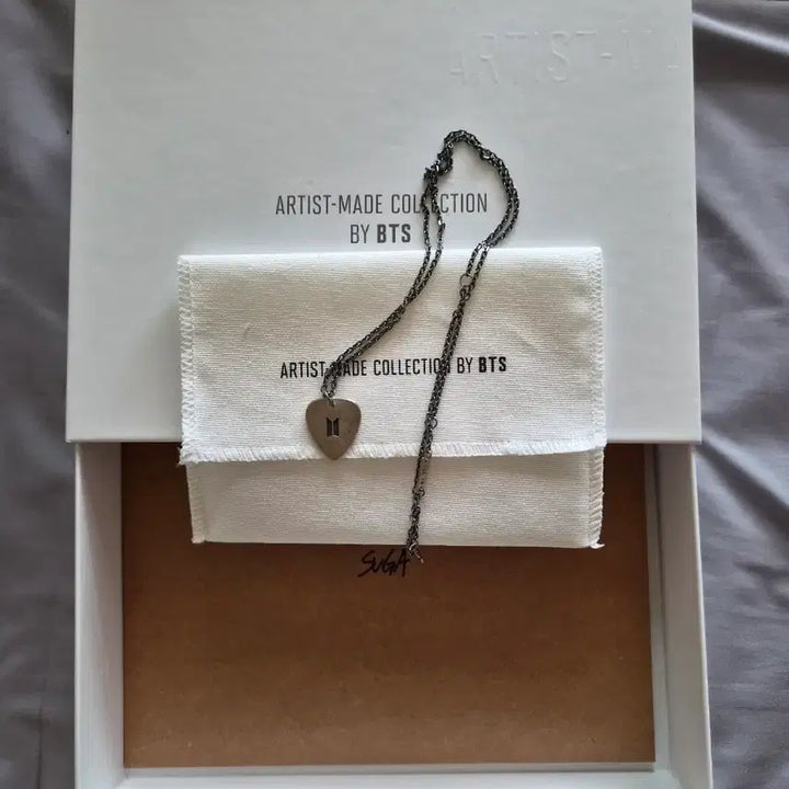 [BUNJANG] BTS Suga Artist-Made Collection By BTS Guitar Pick Necklace / 슈가 피크 목걸이