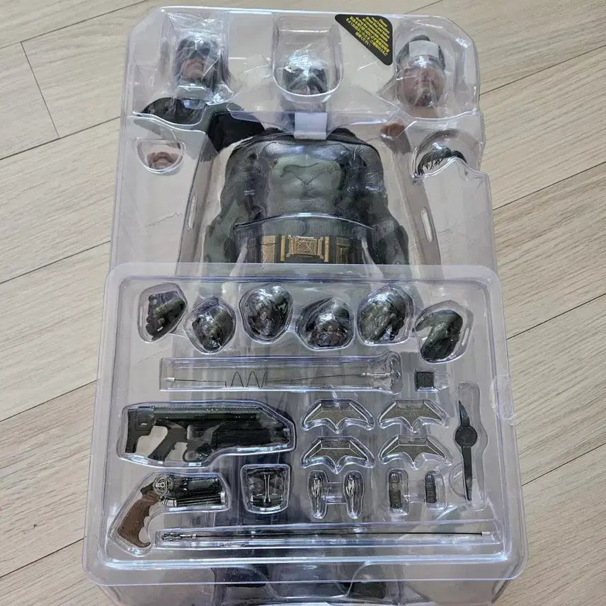 [BUNJANG] Hot Toys Batman 2.0 Deluxe / 핫토이 배트맨 2.0 디럭스