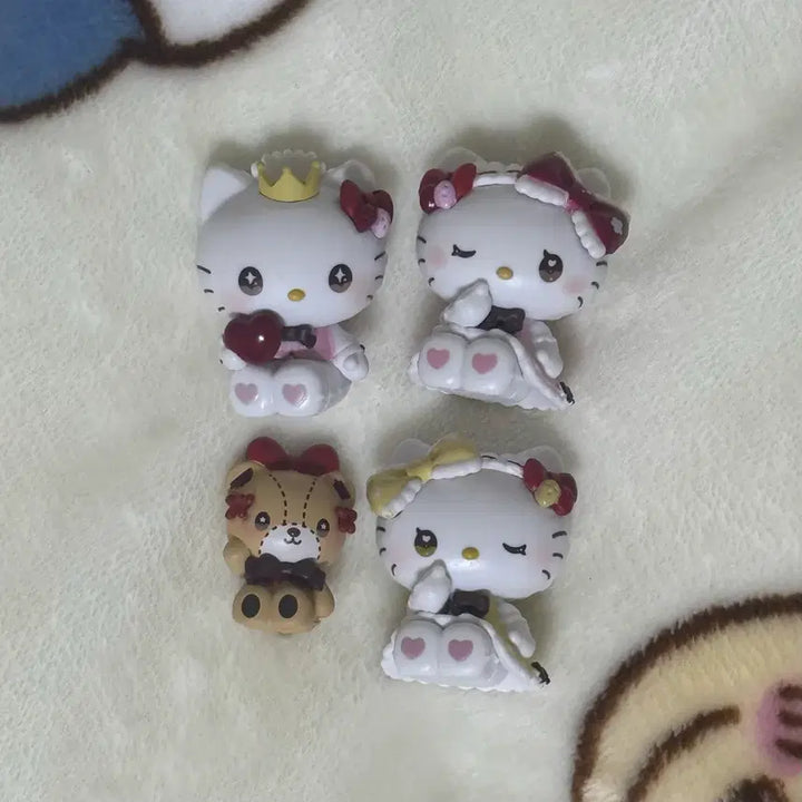 [BUNJANG] Hello Kitty Dolly Mix Gacha Figures Bundle Set / 헬로키티 돌리 믹스 가챠 피규어 일괄