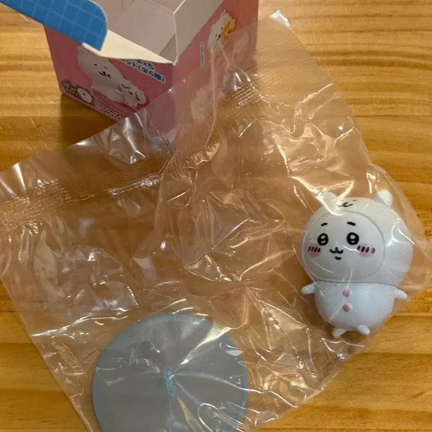 [BUNJANG] Nagano Nondamgom Chiikawa Figure / 나가노 농담곰옷 치이카와 피규어
