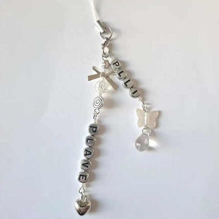 [BUNJANG] PLAVE PLLI Beaded Initial Keychain / 플레이브 플리 이니셜키링