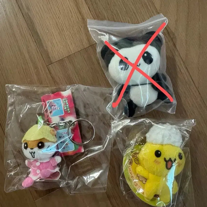 [BUNJANG] San-X Sanrio "Beer Poop" Size Keyring Plush Set / 일괄 산엑스 산리오 맥주 똥사이즈 키링 인형