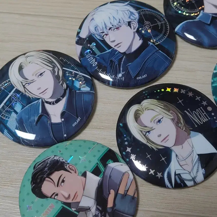 [BUNJANG] PLAVE Canned Badges Bundle Set / 플레이브 캔뱃지 8개 일괄 판매