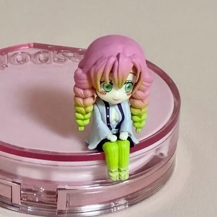 [BUNJANG] Kimetsu no Yaiba Kitan Club Mini Figure Mitsuri Kanroji / 귀멸의 칼날 키탄클럽 미니 피규어 칸로지 미츠리