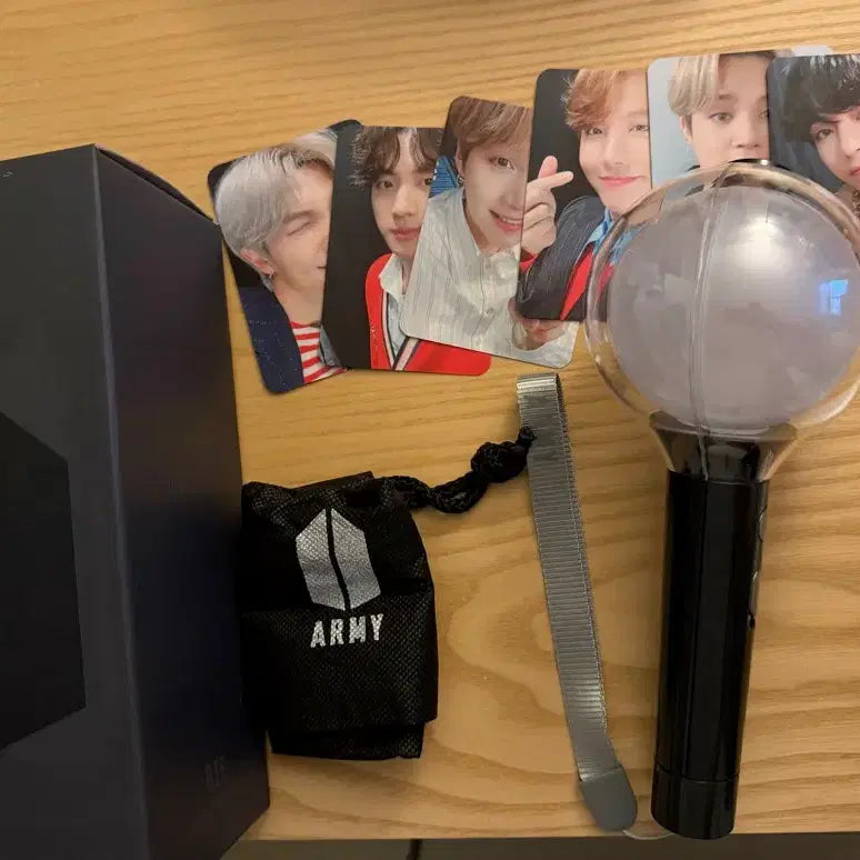 [BUNJANG] BTS Army Bomb SE Special Edition / BTS 방탄 스에밤 응원봉 팝니다. 운포 드립니다