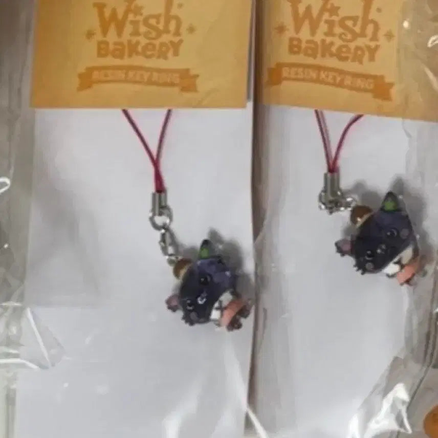 [BUNJANG] Wish Bakery Kuri Wish Resin Keychain / Wish Bakery 레진 키링 쿠리 위시 리쿠