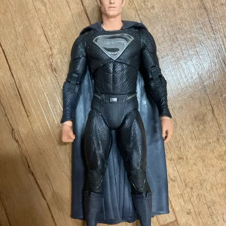 [BUNJANG] McFarlane Black Superman Figure / 맥팔레인 블랙 슈퍼맨 판매
