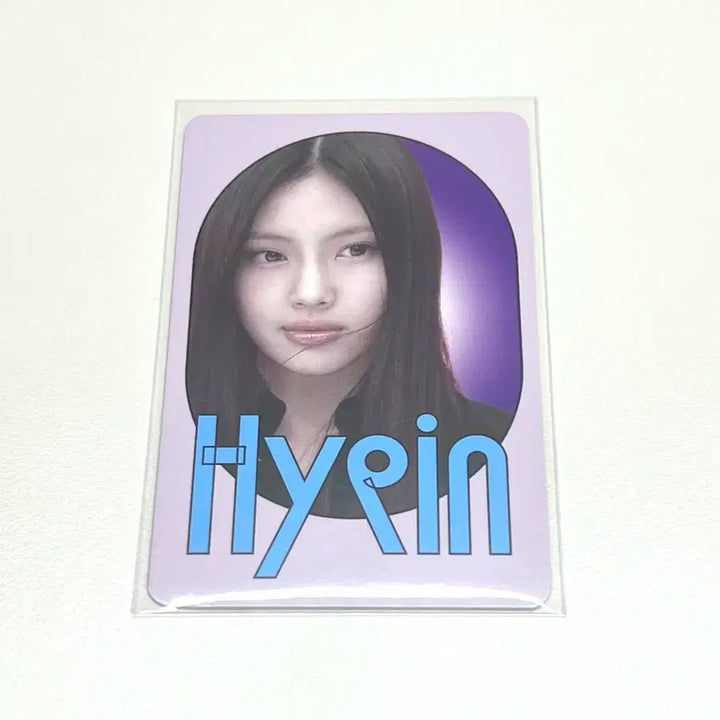 [BUNJANG] NewJeans Hyein Taiwan Big Issue Magazine POB Photocard / 뉴진스 혜인 대만 빅이슈 잡지 미공포 포카 포토카드
