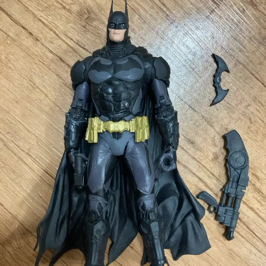 [BUNJANG] McFarlane Toys Batman: Arkham Knight Figure / 맥팔레인 아캄나이트 배트맨 판매