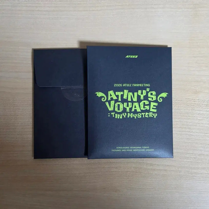 [BUNJANG] ATEEZ Fanmeeting Photocard Set + Soundcheck Fan (Gift) / 에이티즈 팬미팅 포토카드 세트 + 사첵 부채 덤