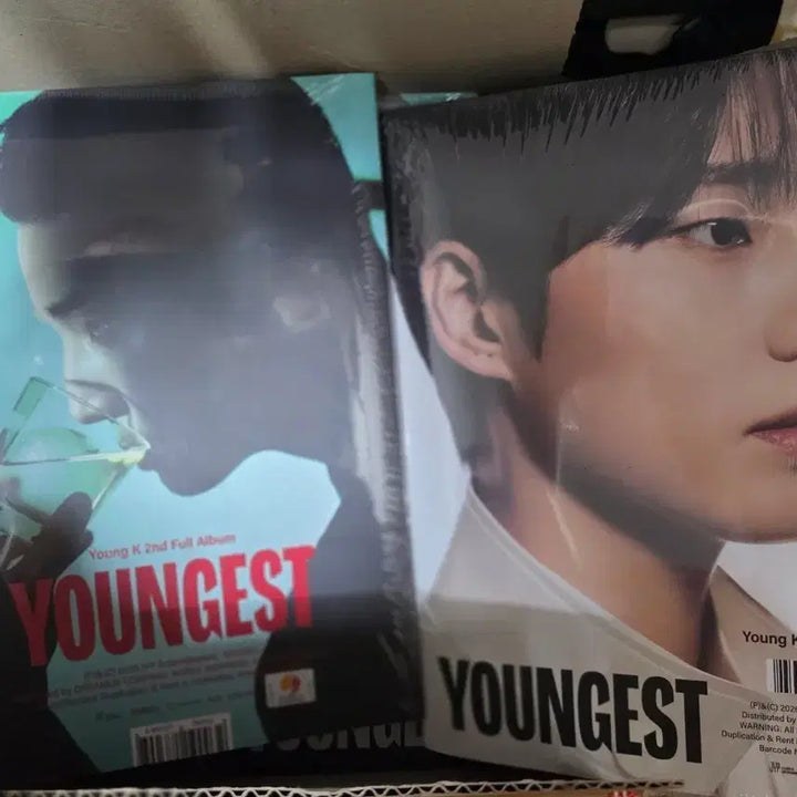 [BUNJANG] Young K Youngest Photobook Set + Blue D.M. Photocard Bundle Set / (미개봉) 영케이 영기스트 포토북 세트 양도+블드미 포카