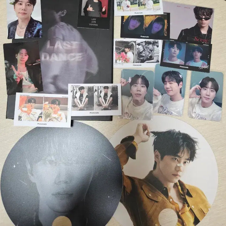 [BUNJANG] Lee Junyoung Angel Pin POB Photocard / 이준영 프롬 엔젤핀