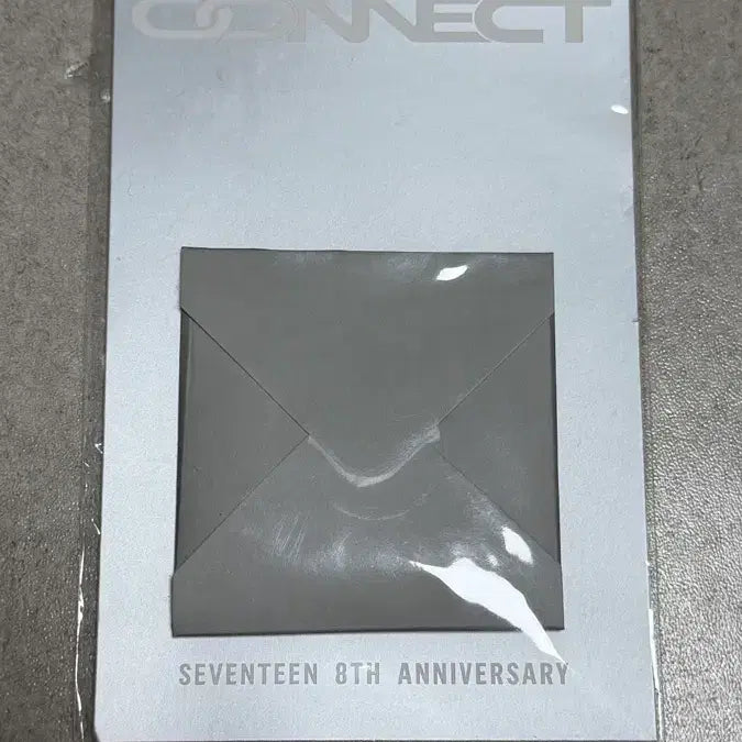[BUNJANG] Seventeen 8th Anniversary Connect Wonwoo Earrings (Sealed) / [미개봉/공식] 세븐틴 8주년 커넥트 원우 귀걸이 (WONWOO EARRINGS)