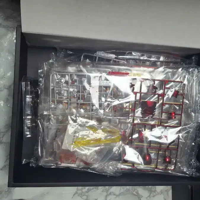 [BUNJANG] Marvel Iron Man Mark VII 1/9 Scale Assembly Plastic Model Kit / 마블 아이언맨 마크7 1/9 스케일 조립식 프라모델 킷