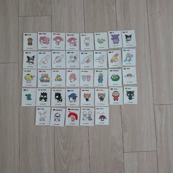 [BUNJANG] Sanrio STICKER Collection Bundle / 산리오 띠부씰 일반씰 81장 반짝이씰 37장 전부 일괄판매합니다