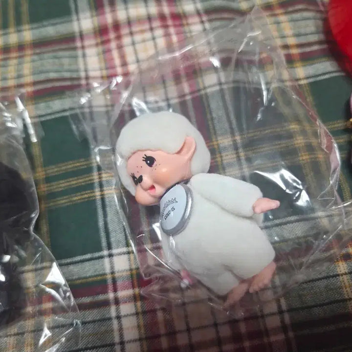 [BUNJANG] Monchhichi Floki Figure Set (3 Pieces) / 몬치치 플로키 피규어2종 가챠1종