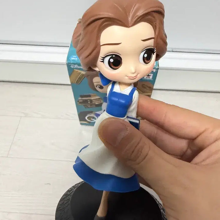 [BUNJANG] Disney Belle Q Posket Figure / 디즈니 큐포스켓 벨 피규어