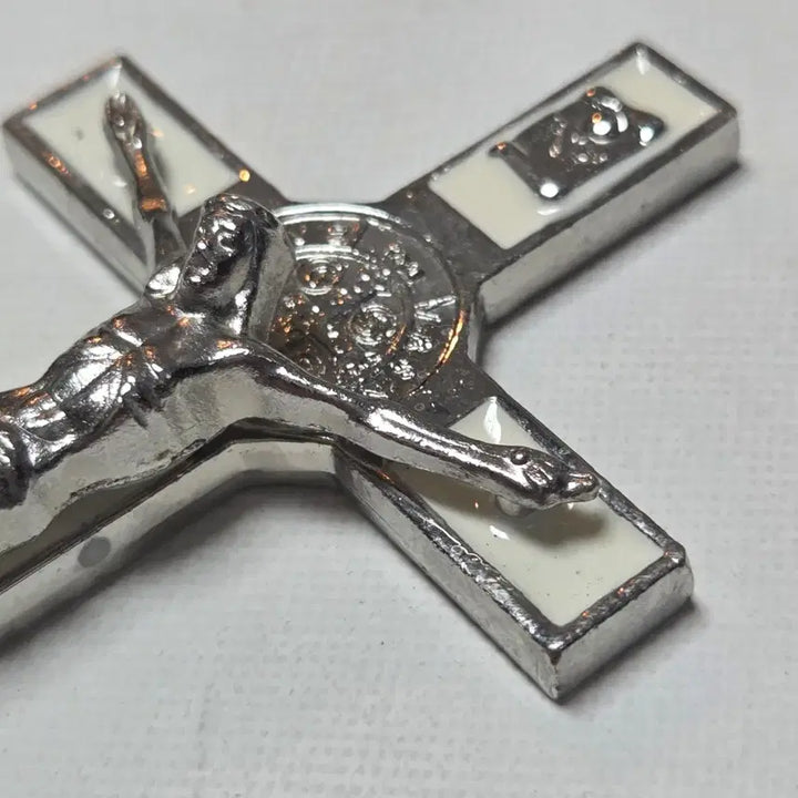 [BUNJANG] Antique Italian Metal Crucifix with Jesus Figurine / 앤틱 이탈리아 금속 십자가 예수님 가톨릭 십자가 천주교
