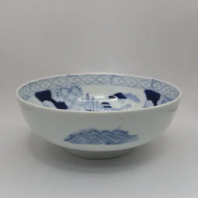 [BUNJANG] Antique Blue and White Porcelain Landscape Large Bowl / 골동품 청화백자 산수문 발