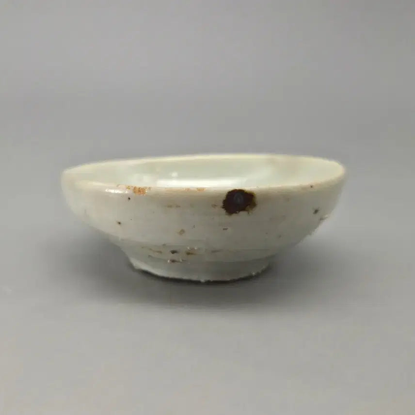 [BUNJANG] Joseon Dynasty Late Period Iron Traces White Porcelain Cup Bangsan Kiln / 조선후기 철사흔이 특이한 방산가마 순백자 잔
