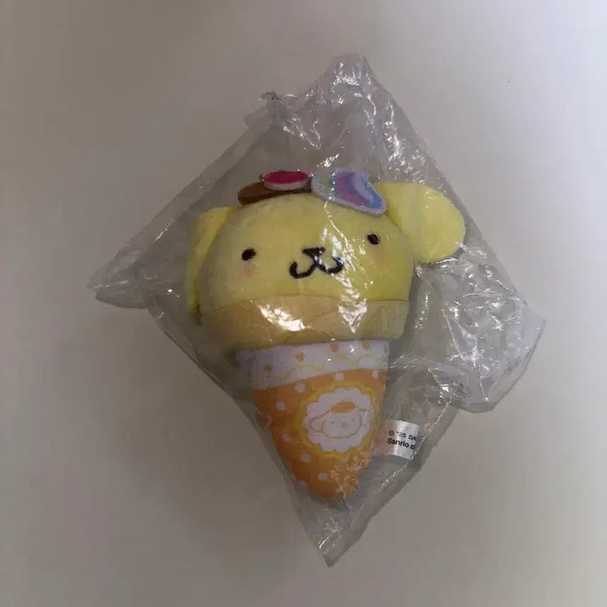 [BUNJANG] Sanrio Crepe Ice Cream Okurumi Mascot Pompompurin Plush Toy / 산리오 크레페 아이스크림 오쿠루미 마스코트 가챠 폼폼푸린 인형