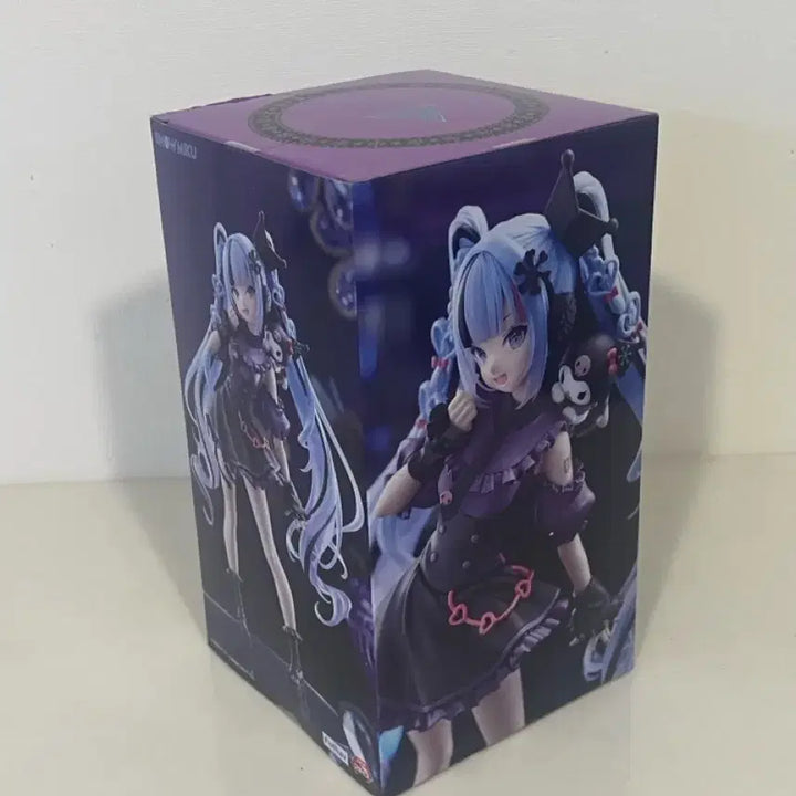 [BUNJANG] FURYU Hatsune Miku Yukimiku Kuromi Collaboration Figure (Sealed) / [미개봉] 후류 하츠네 미쿠 스노우 유키미쿠 쿠로미 콜라보