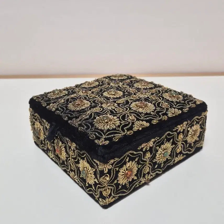 [BUNJANG] Vintage Zardozi Gemstone Case / 빈티지 Zardozi 원석 케이스