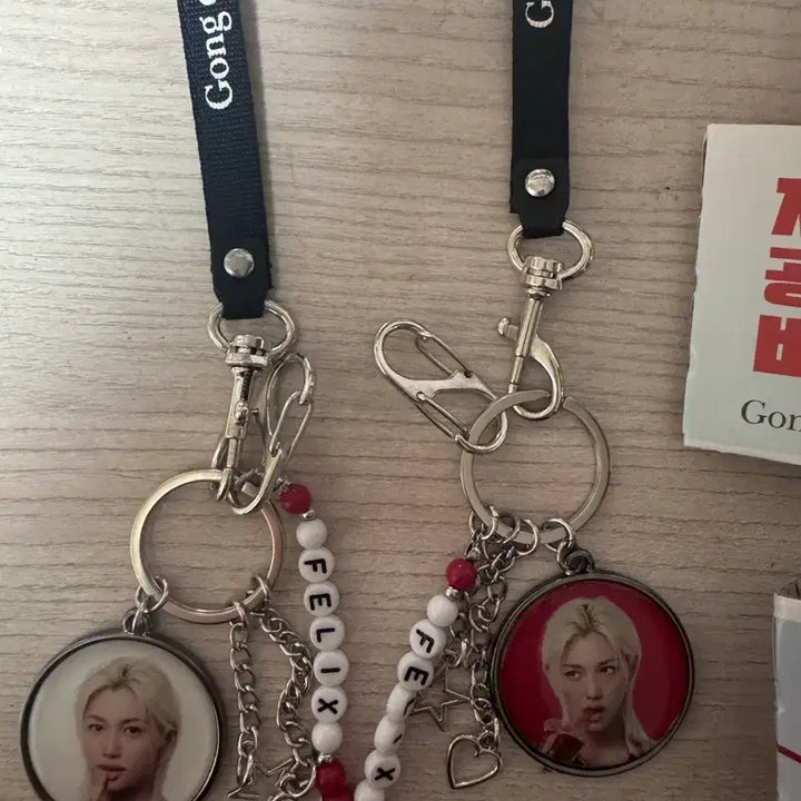 [BUNJANG] Stray Kids Felix Gongcha Bundle Set - Keychain, Cup Holder, Poster / 필릭스 공차 키링&amp;컵 홀더&amp;포스터 일괄판매
