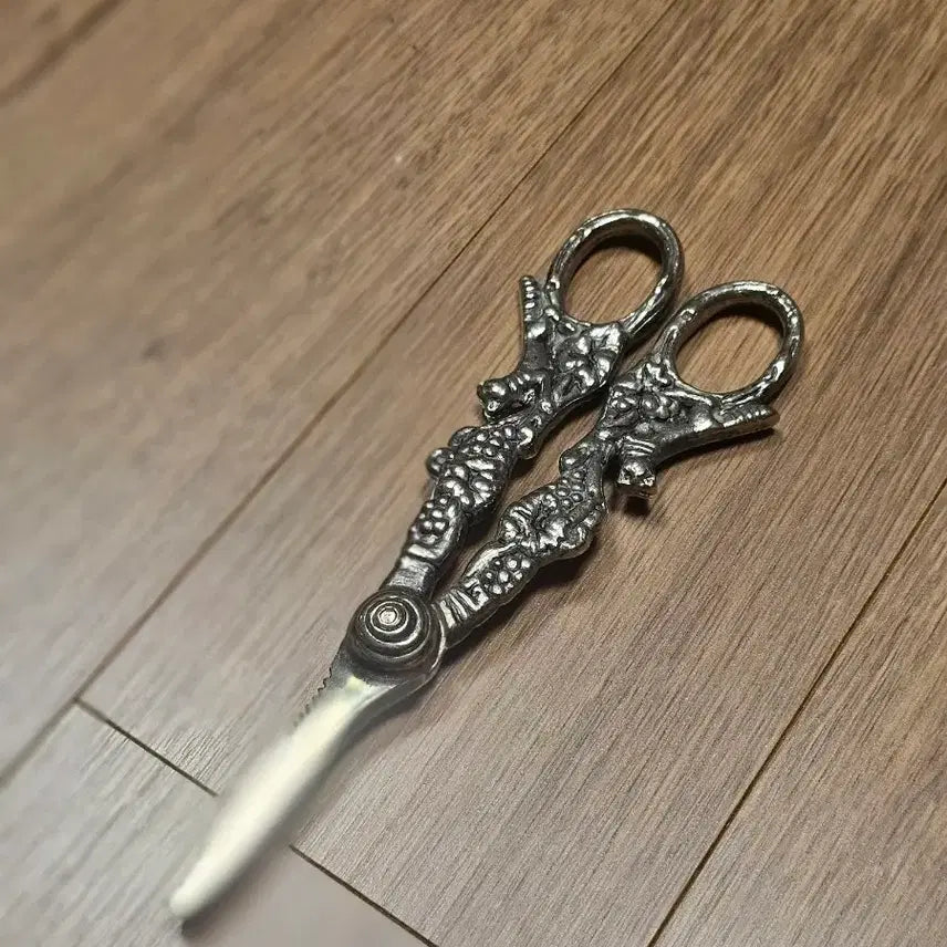 [BUNJANG] Vintage Antique French Silverplate Grape Scissors / 빈티지 앤틱 실버플레이트 프랑스 포도 가위