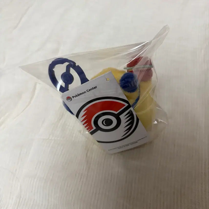 [BUNJANG] Pokemon Pikachu Diner Hamburger Mascot Doll (Chubby Pikachu) / 포켓몬 피카츄 다이너 햄버거 마스코트 인형 뚱카츄