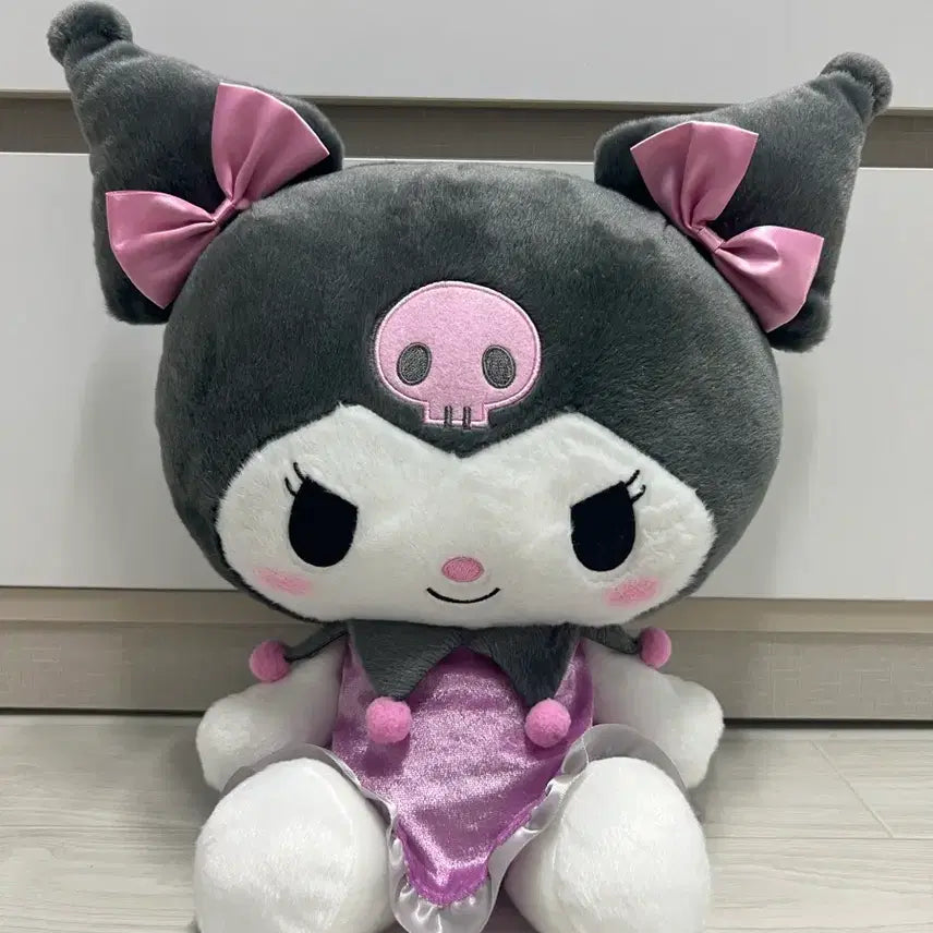 [BUNJANG] Kuromi 20th Anniversary Kuji Prize 2 Plush Doll / 쿠로미 20주년 쿠지 2등상 인형