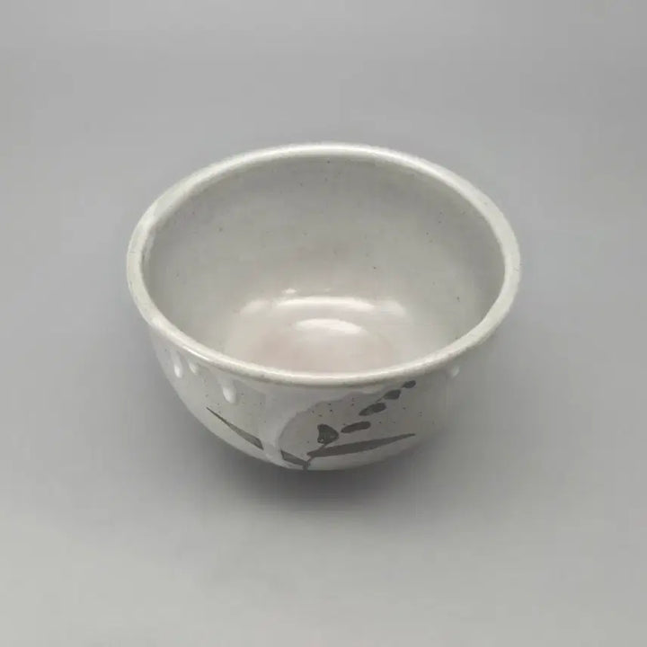 [BUNJANG] Karatsu White Porcelain Iron-Painted Floral Tea Bowl / 골동품 차도구 카라쯔 백자 철화 꽃무늬 다완