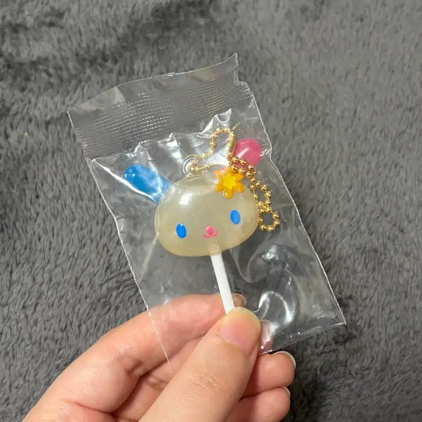 [BUNJANG] Sanrio Usahana Gacha Lollipop (Sealed) / 미개봉 | 산리오 막대사탕 우사하나 가챠 판매 롤리팝