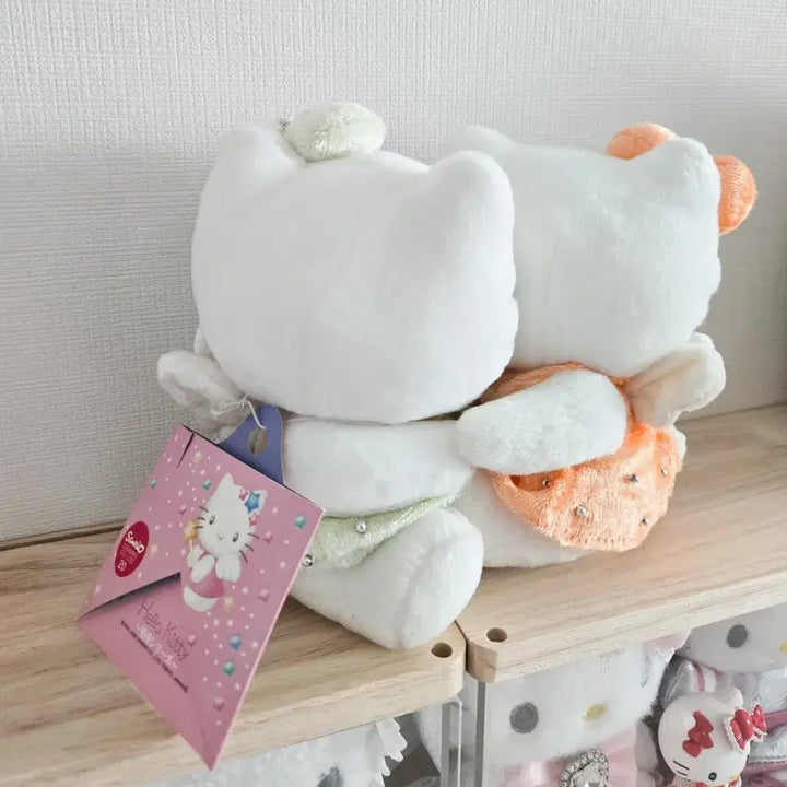 [BUNJANG] Sanrio Classic Kitty Gemini Zodiac Figure / 고전키티 별자리 / 쌍둥이자리 키티