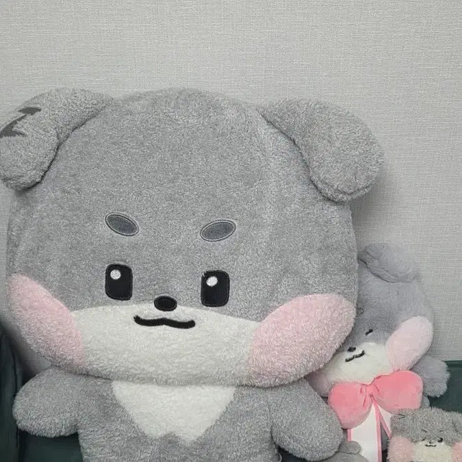 [BUNJANG] ZEROBASEONE Park Gunwook Zeroni Giant Doll Set / 대왕제로니 거니니 세트 판매 (제로베이스원 박건욱 인형)